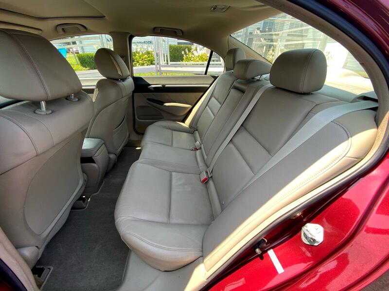 Honda Civic EX-L Sedan 5-Speed AT 2010 Honda Civic EX-L Sedan 5-Speed AT 2010