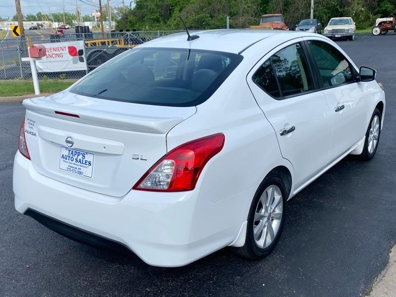 Nissan Versa 1.6 S 5M 2016