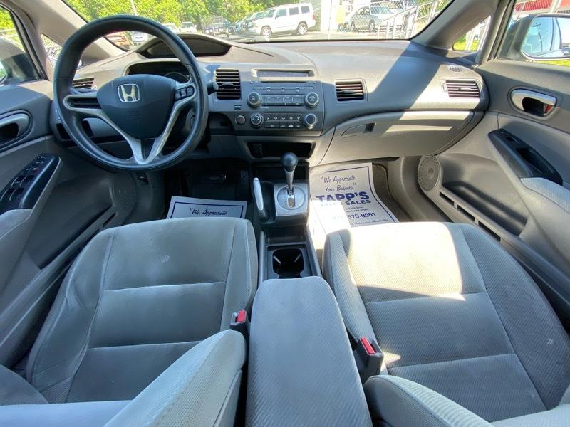 Honda Civic LX Sedan 5-Speed AT 2011