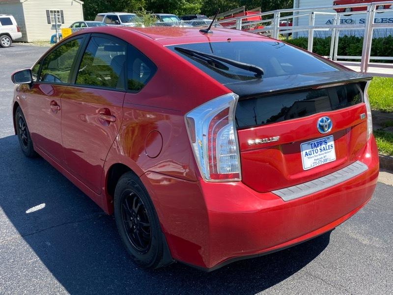 Toyota Prius Prius V 2012