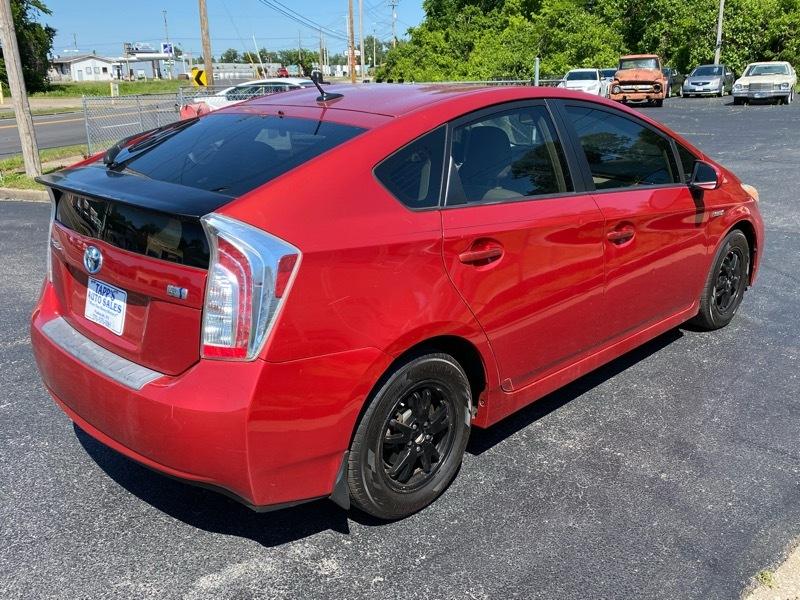 Toyota Prius Prius V 2012