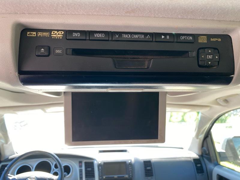 Toyota Sequoia Plantium 4WD 2008