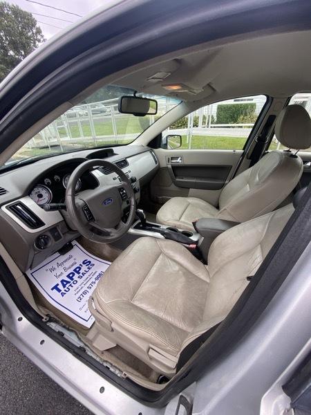 2008 Ford Focus SE - Photo 8