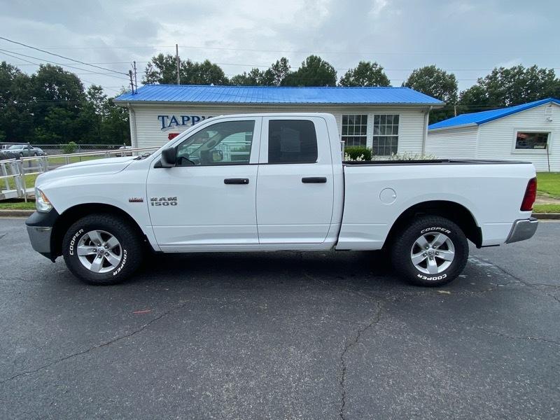 RAM 1500 Tradesman Quad Cab 4WD 2015