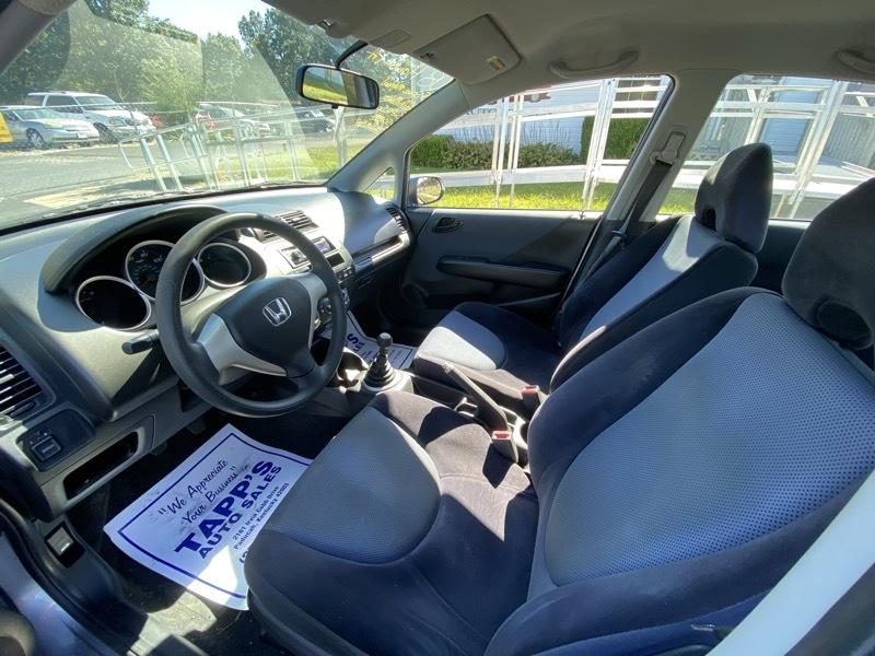 Honda Fit 5-Speed MT 2008