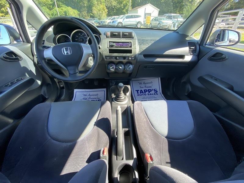 Honda Fit 5-Speed MT 2008