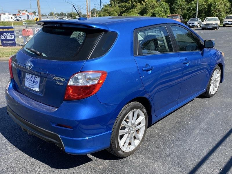 Toyota Matrix XRS 5-Speed AT 2009