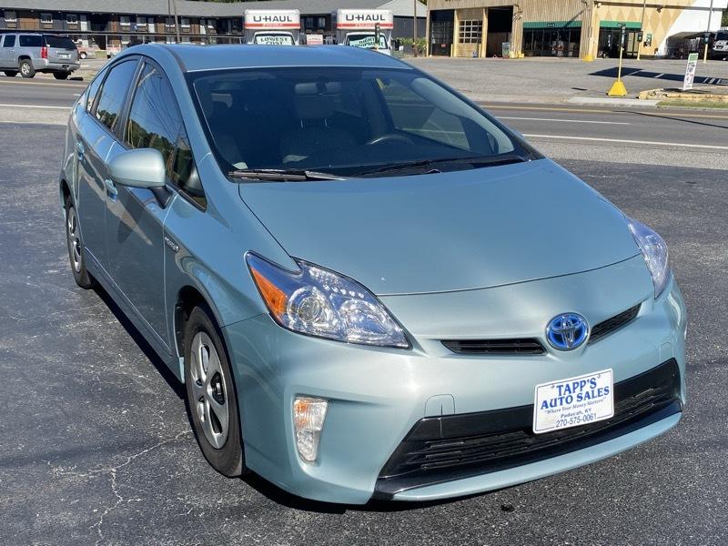 Toyota Prius Prius V 2012