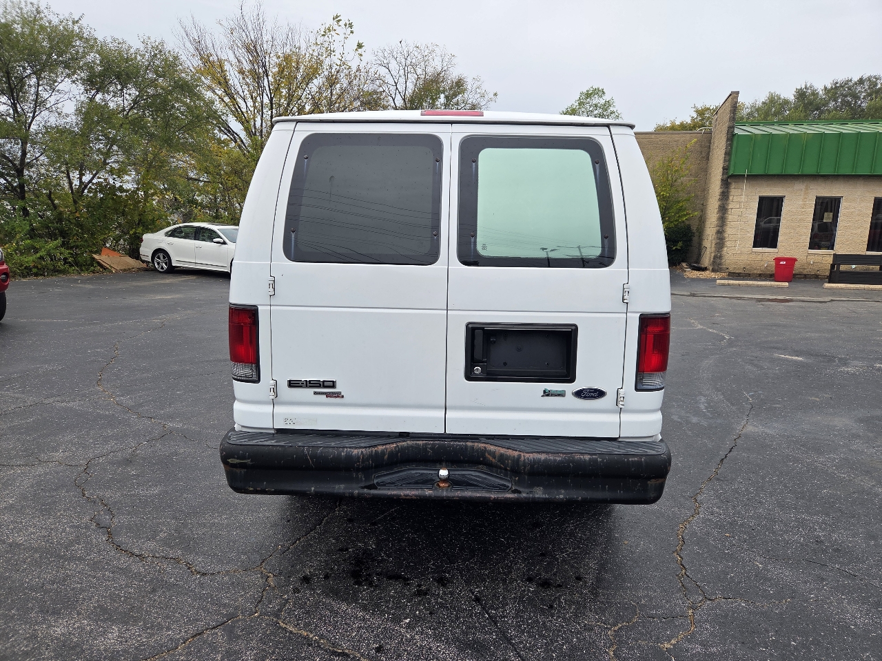 Ford Econoline E-150 2011 Ford Econoline E-150 2011