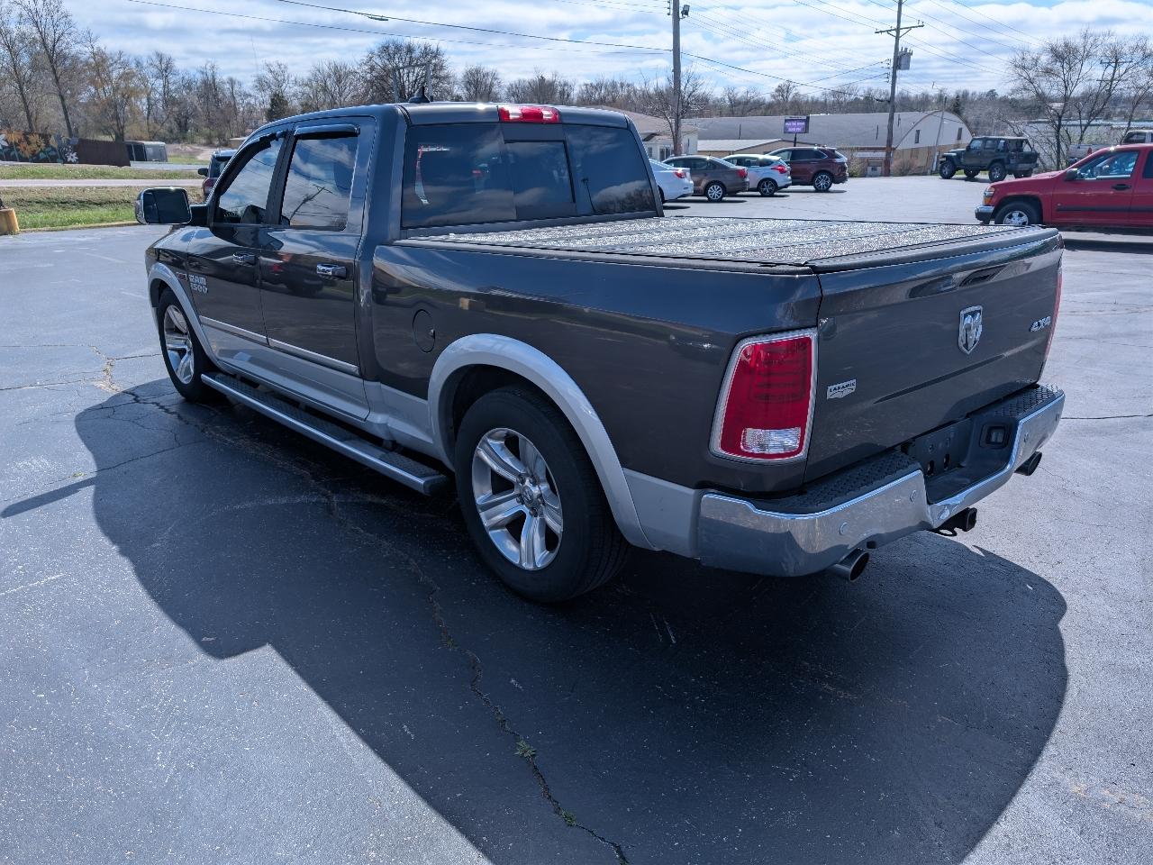 RAM 1500 Laramie Crew Cab LWB 4WD 2014