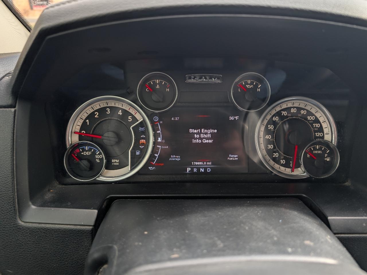 RAM 1500 Laramie Crew Cab LWB 4WD 2014