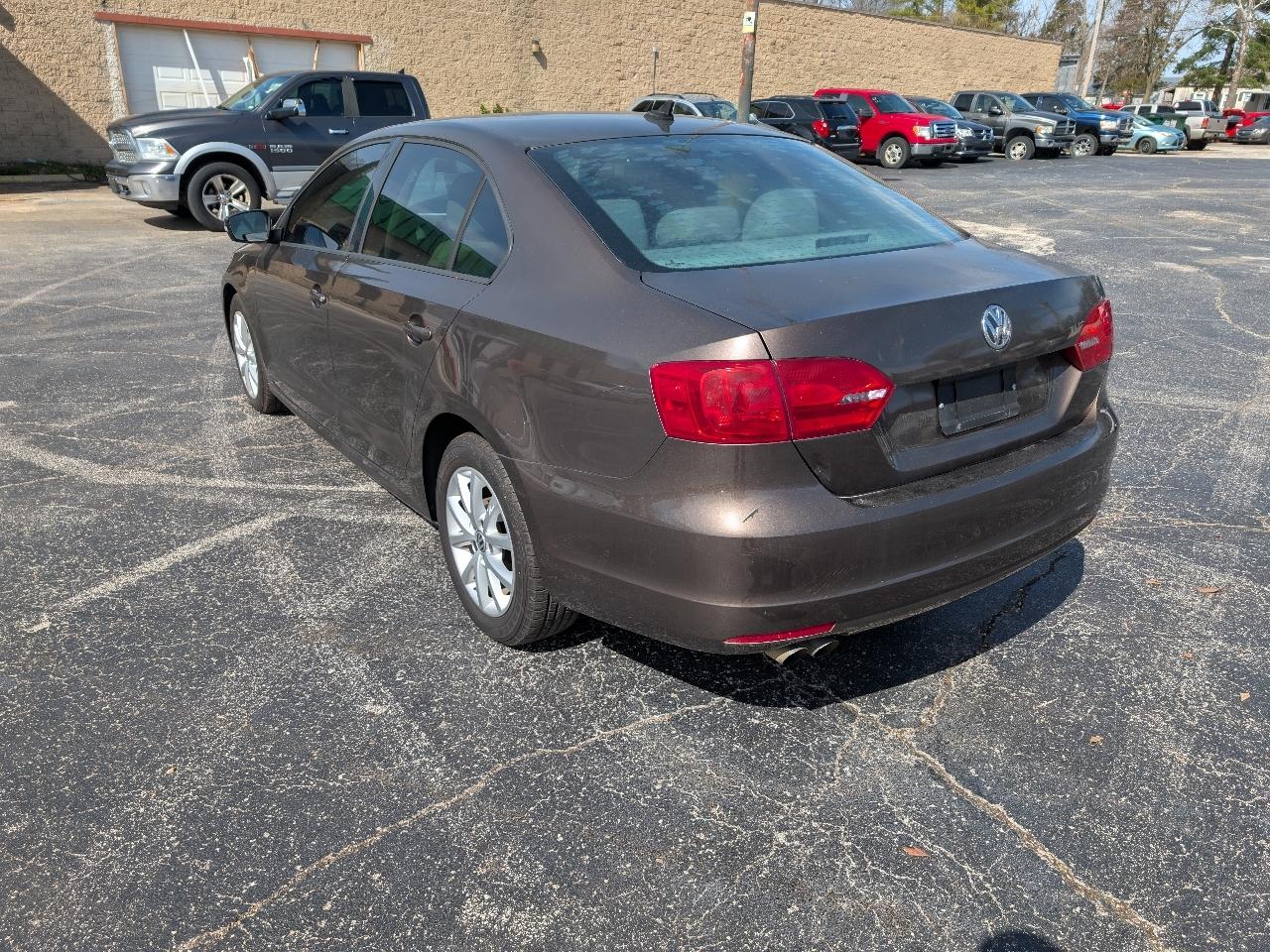 Volkswagen Jetta SE 2012