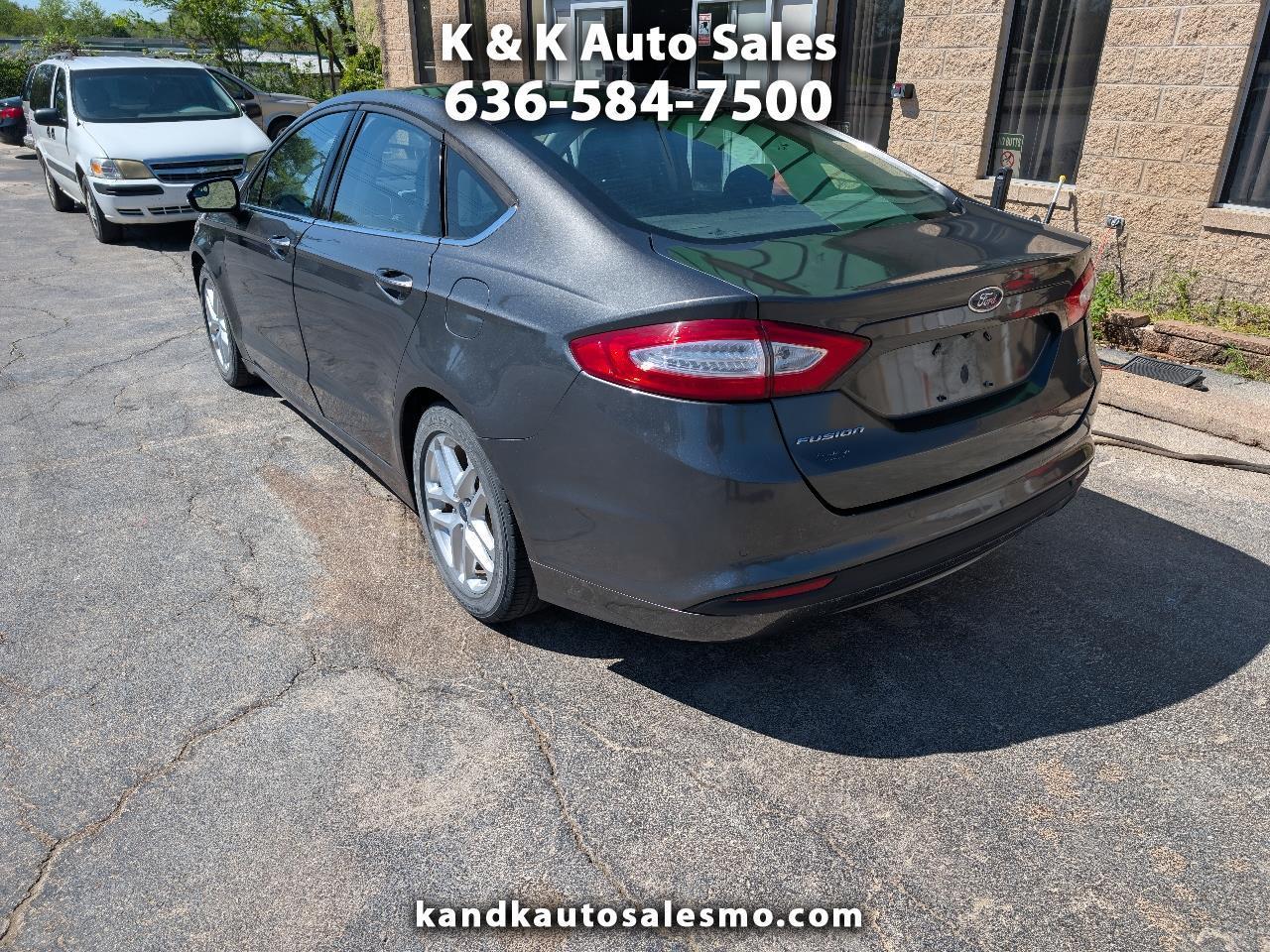 2016 Ford Fusion SE