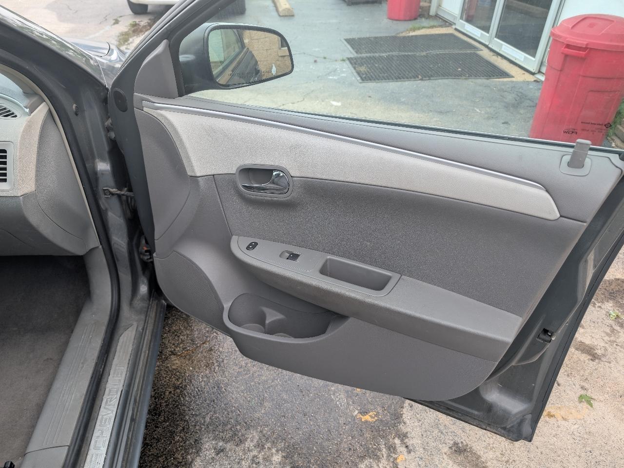 Chevrolet Malibu LS 2009