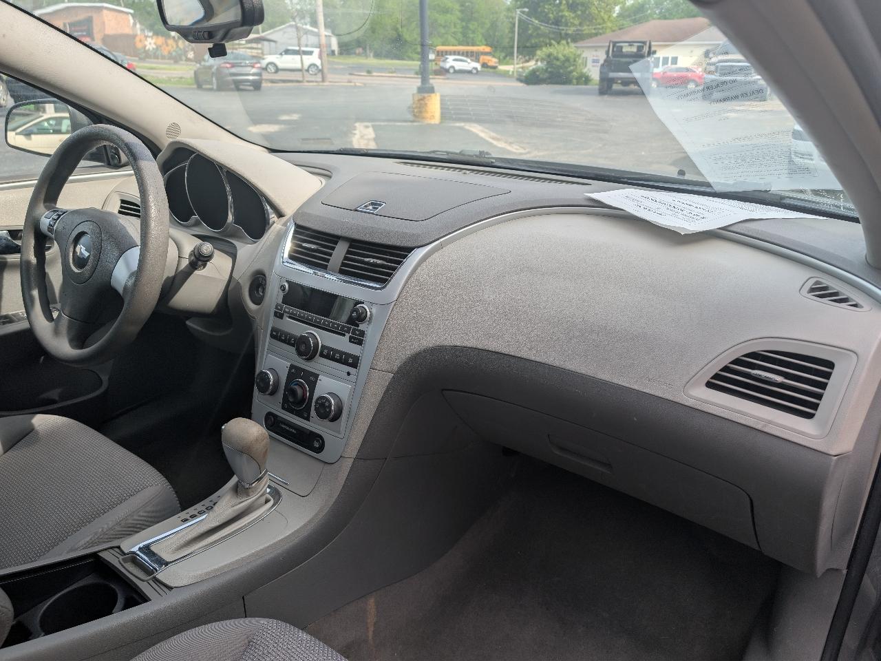 Chevrolet Malibu LS 2009