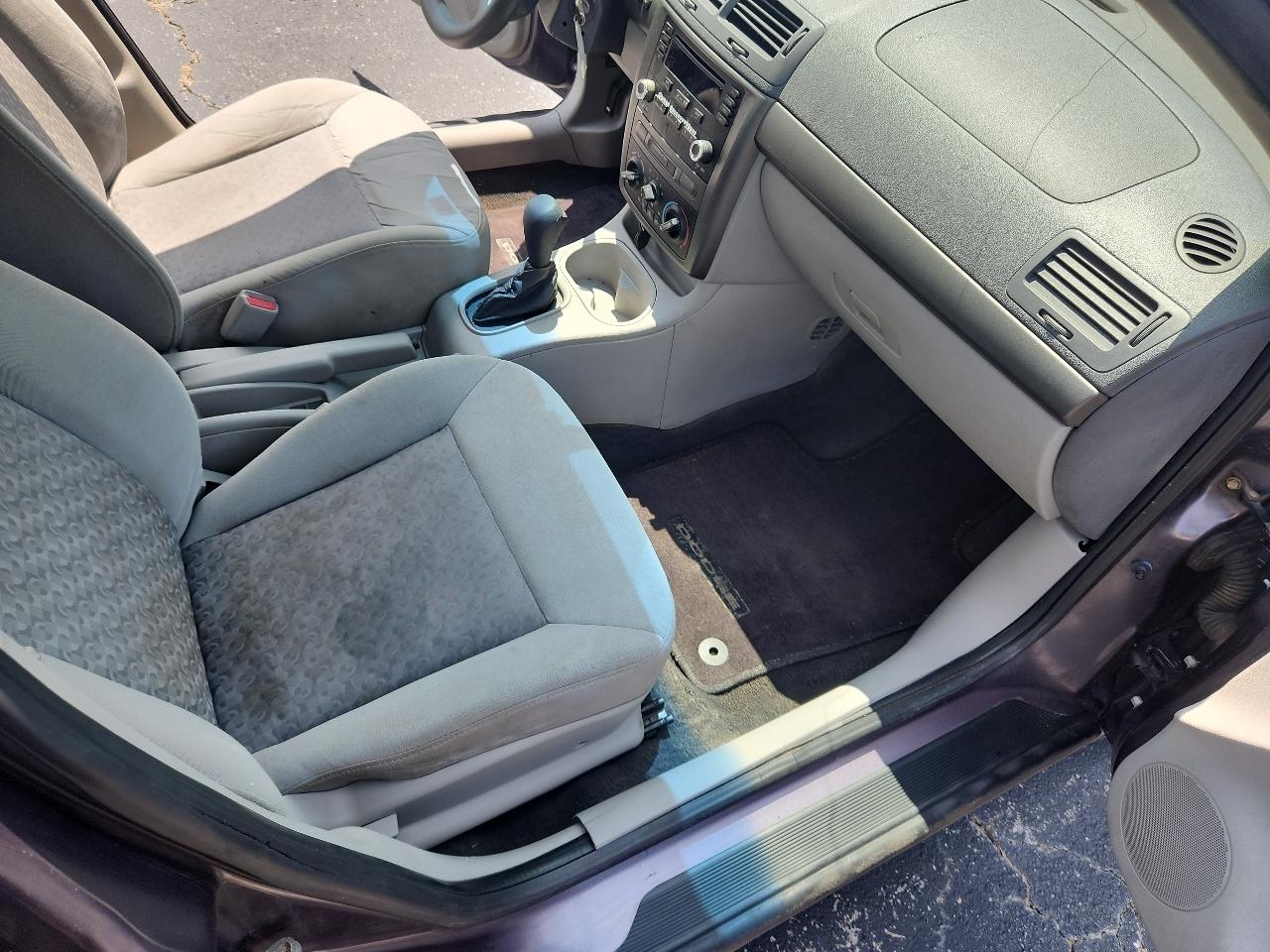 Chevrolet Cobalt LS Sedan 2006
