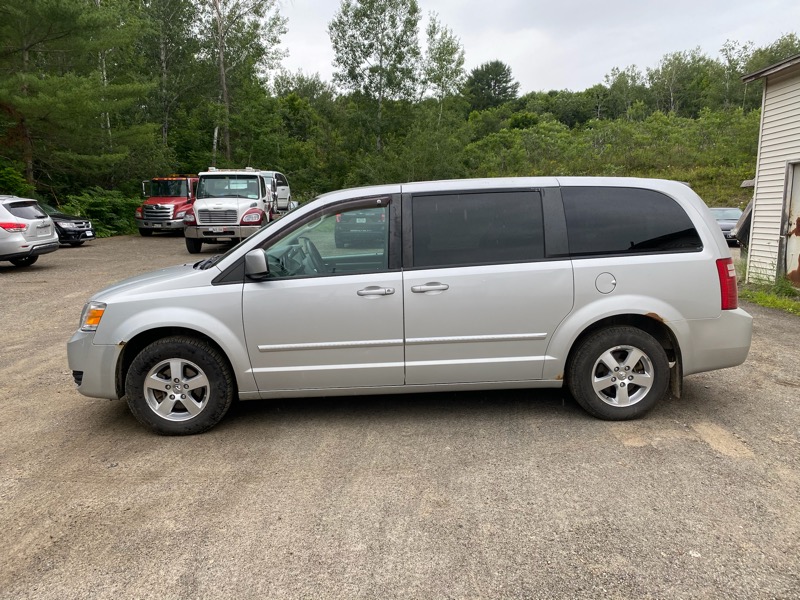 Used 2008 Dodge Grand Caravan SXT for Sale in Hampden ME 04444