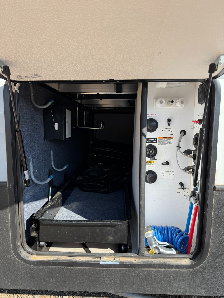 Keystone RV Raptor Toy Hauler  2016 Keystone RV Raptor Toy Hauler  2016