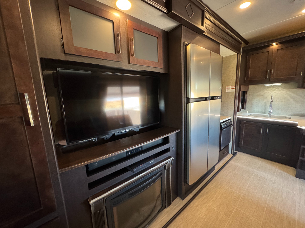 Keystone RV Raptor Toy Hauler  2016 Keystone RV Raptor Toy Hauler  2016