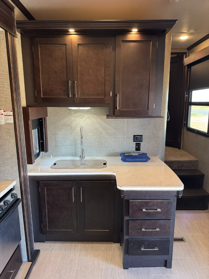 Keystone RV Raptor Toy Hauler  2016 Keystone RV Raptor Toy Hauler  2016