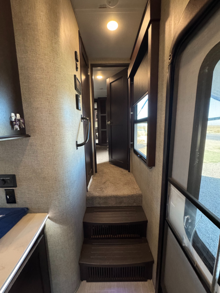 Keystone RV Raptor Toy Hauler  2016 Keystone RV Raptor Toy Hauler  2016