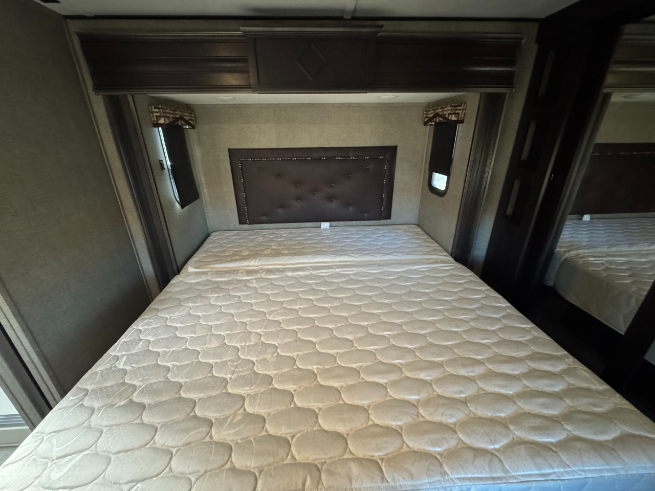 Keystone RV Raptor Toy Hauler  2016 Keystone RV Raptor Toy Hauler  2016