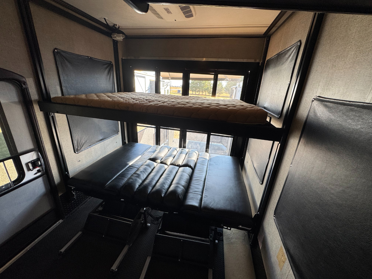 Keystone RV Raptor Toy Hauler  2016 Keystone RV Raptor Toy Hauler  2016