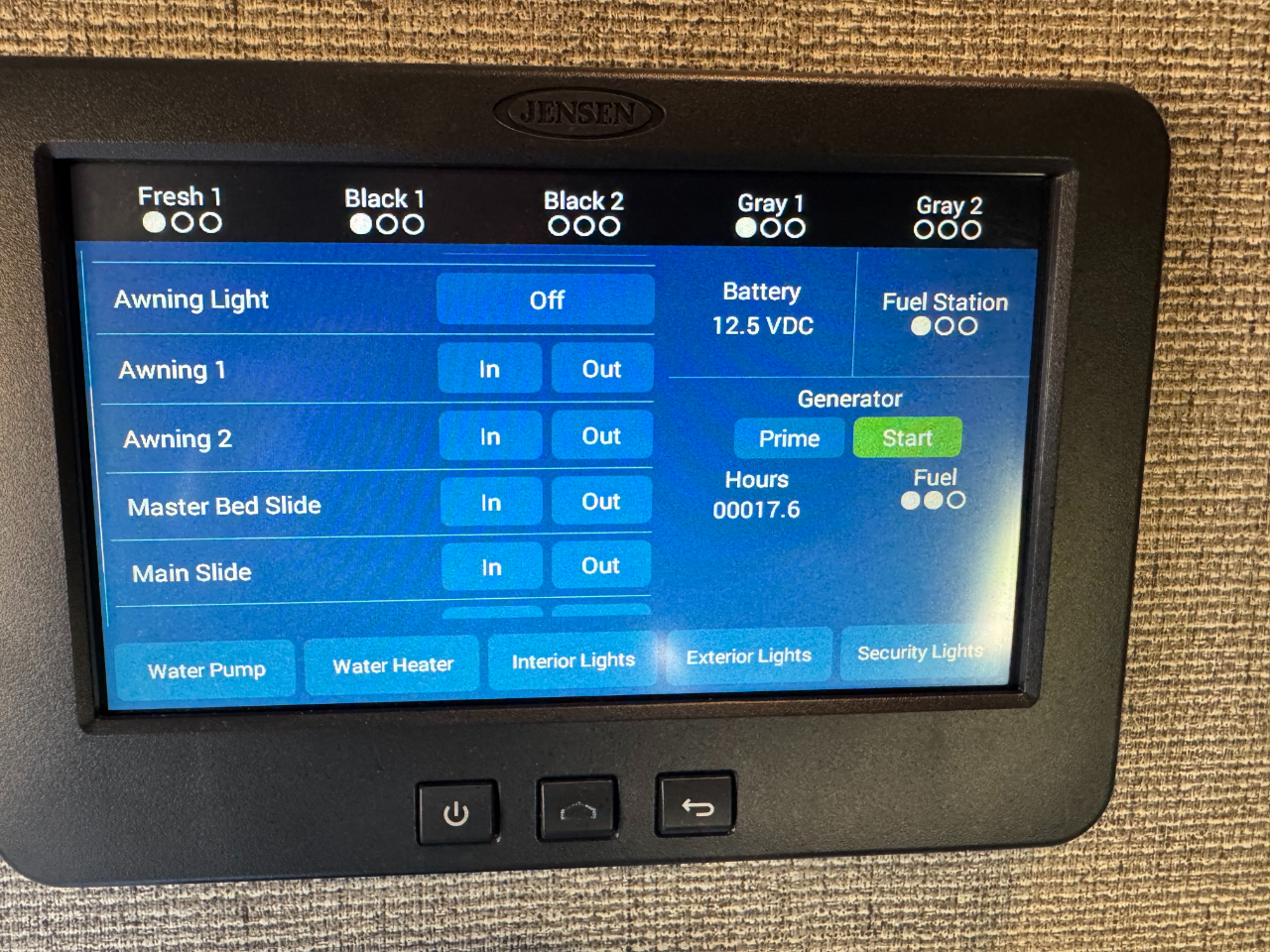 Keystone RV Raptor Toy Hauler  2016 Keystone RV Raptor Toy Hauler  2016