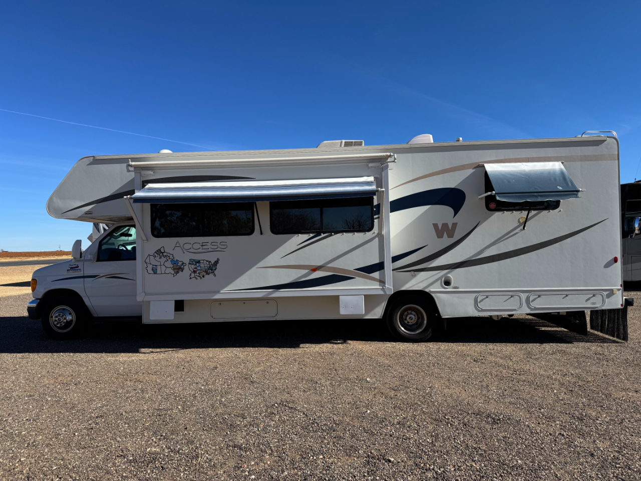 Winnebago Access  2007