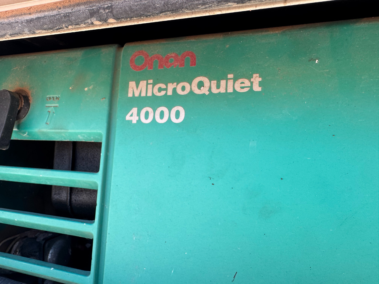 Winnebago Access  2007