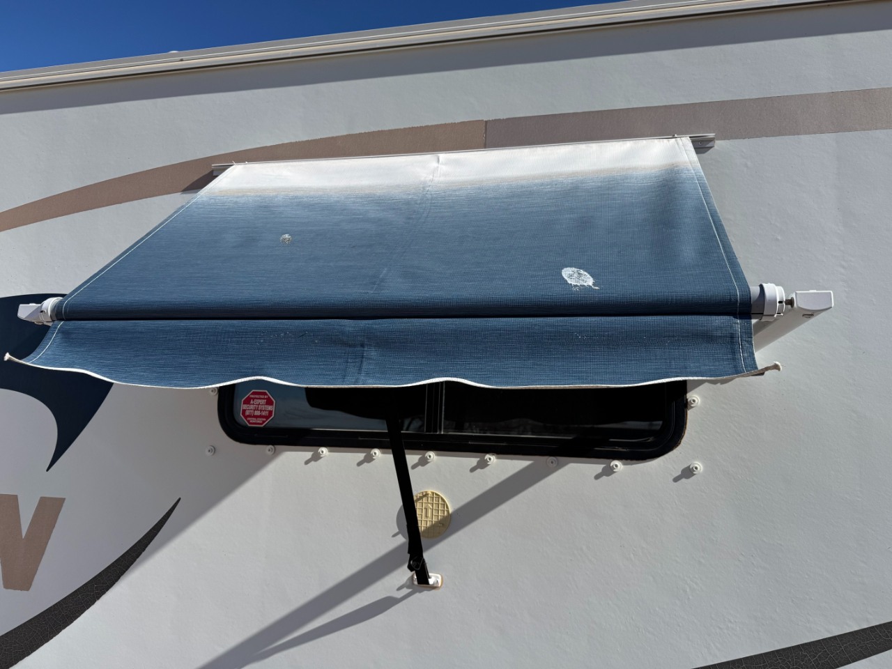 Winnebago Access  2007