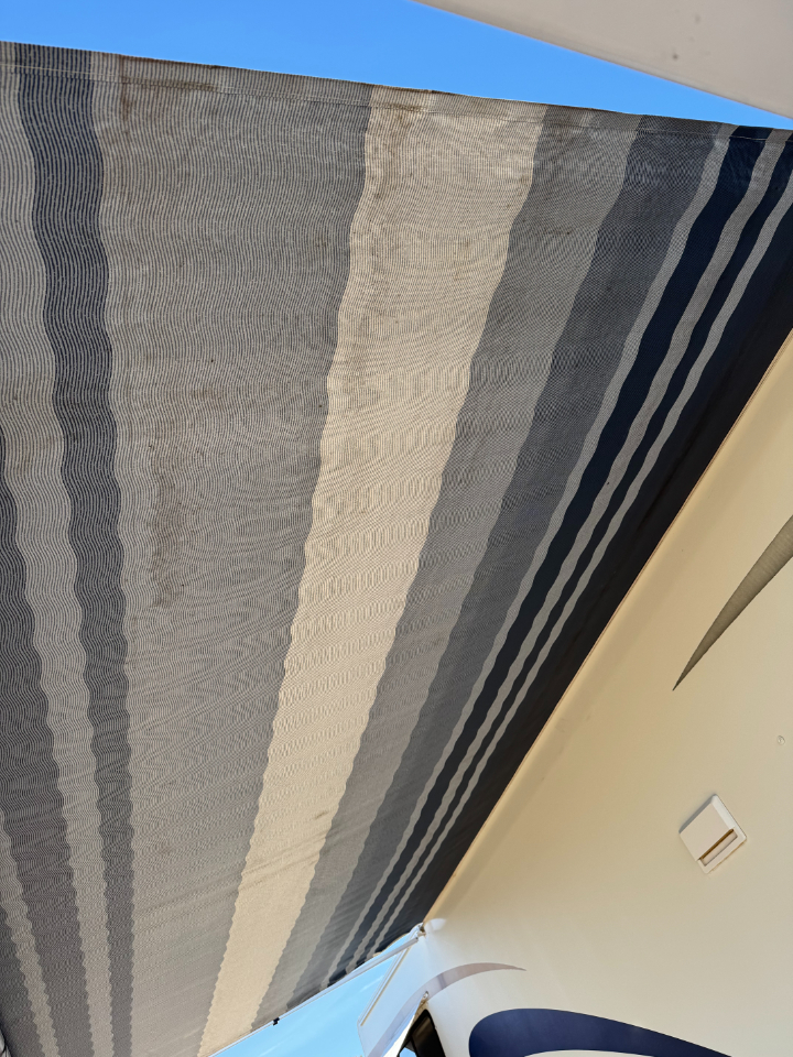 Winnebago Access  2007