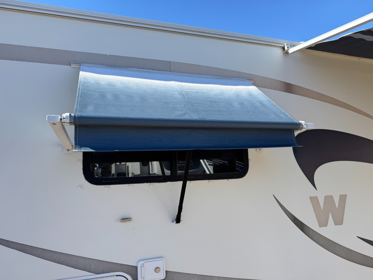 Winnebago Access  2007