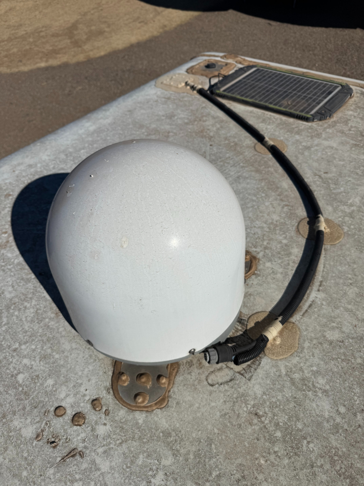 Winnebago Access  2007