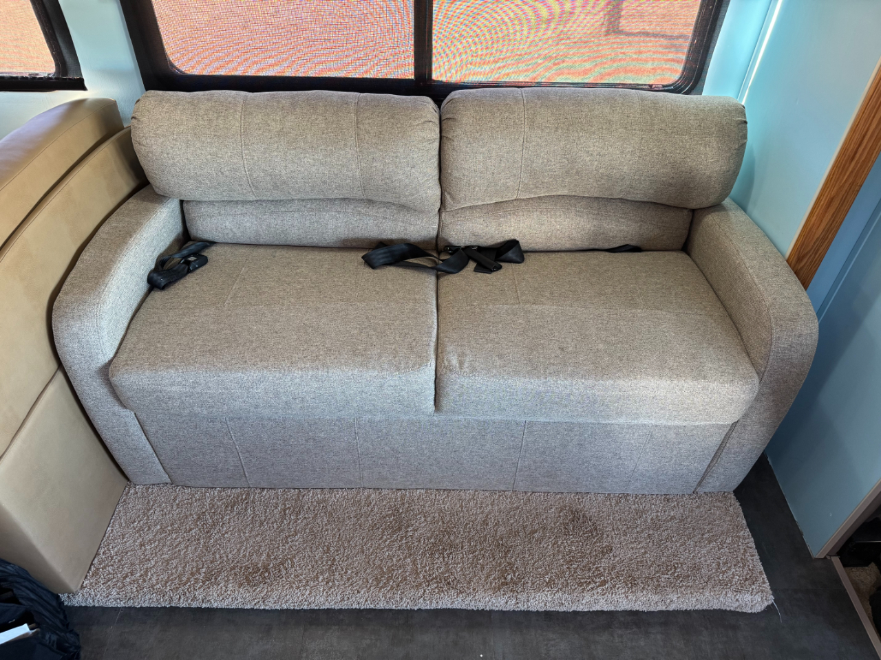 Winnebago Access  2007