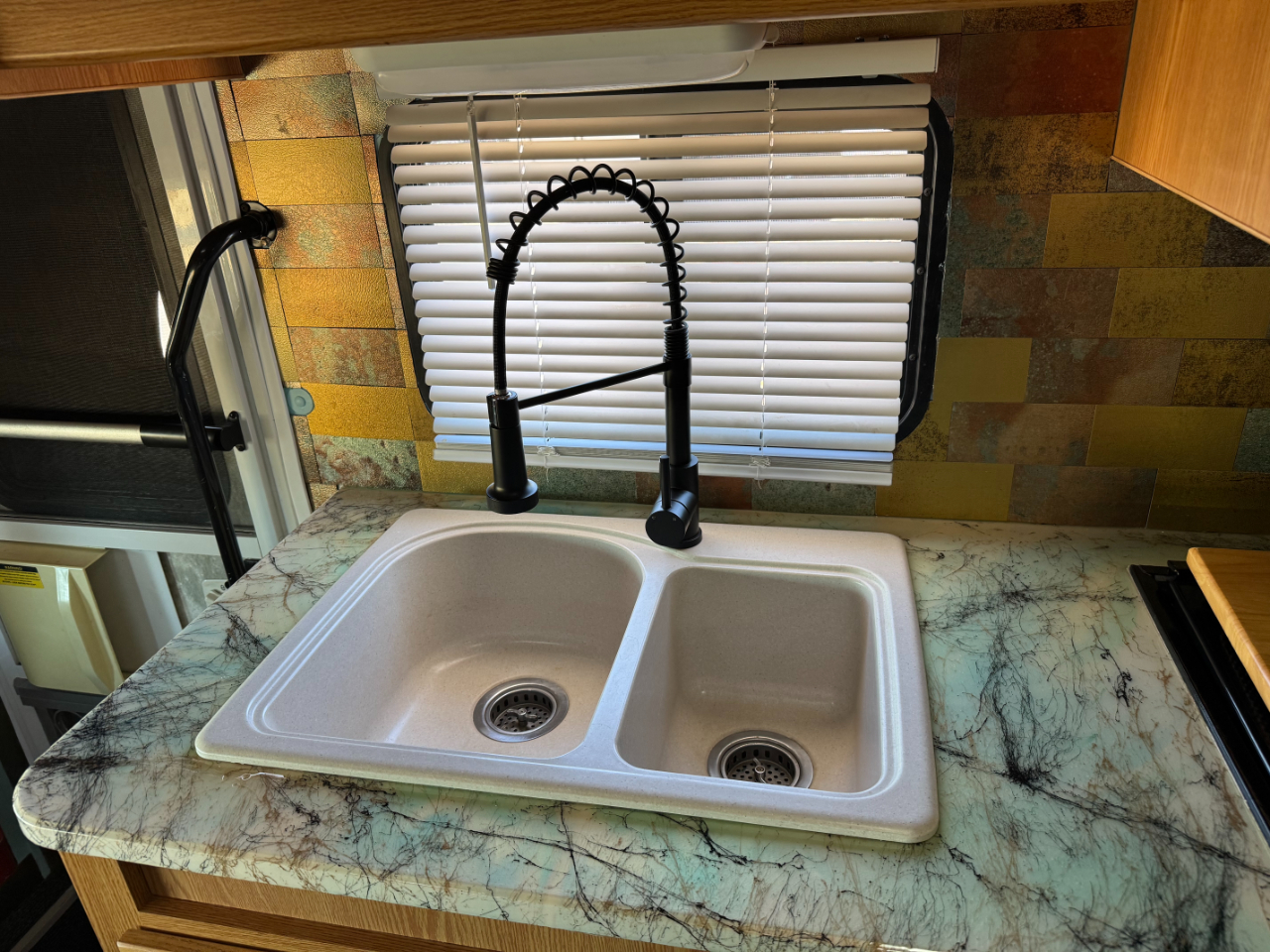 Winnebago Access  2007