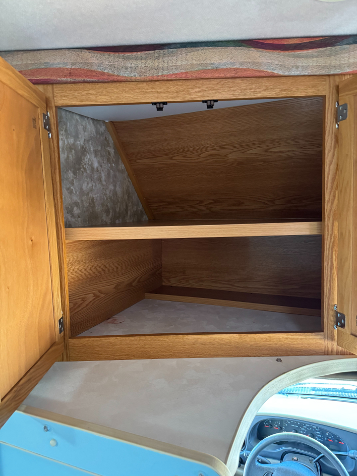 Winnebago Access  2007