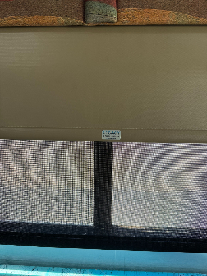 Winnebago Access  2007