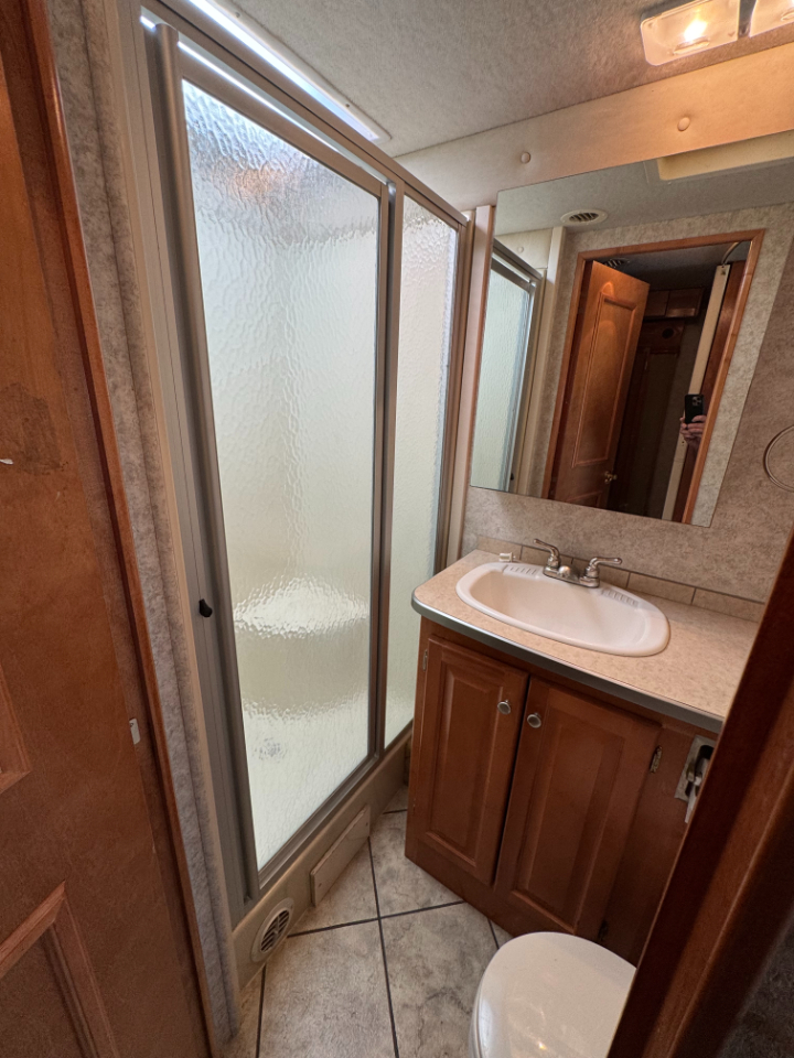 Gulf Stream Coach, Inc Unknown  2007