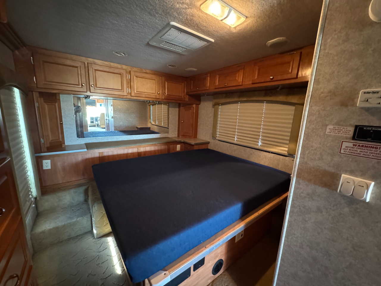 Gulf Stream Coach, Inc Unknown  2007