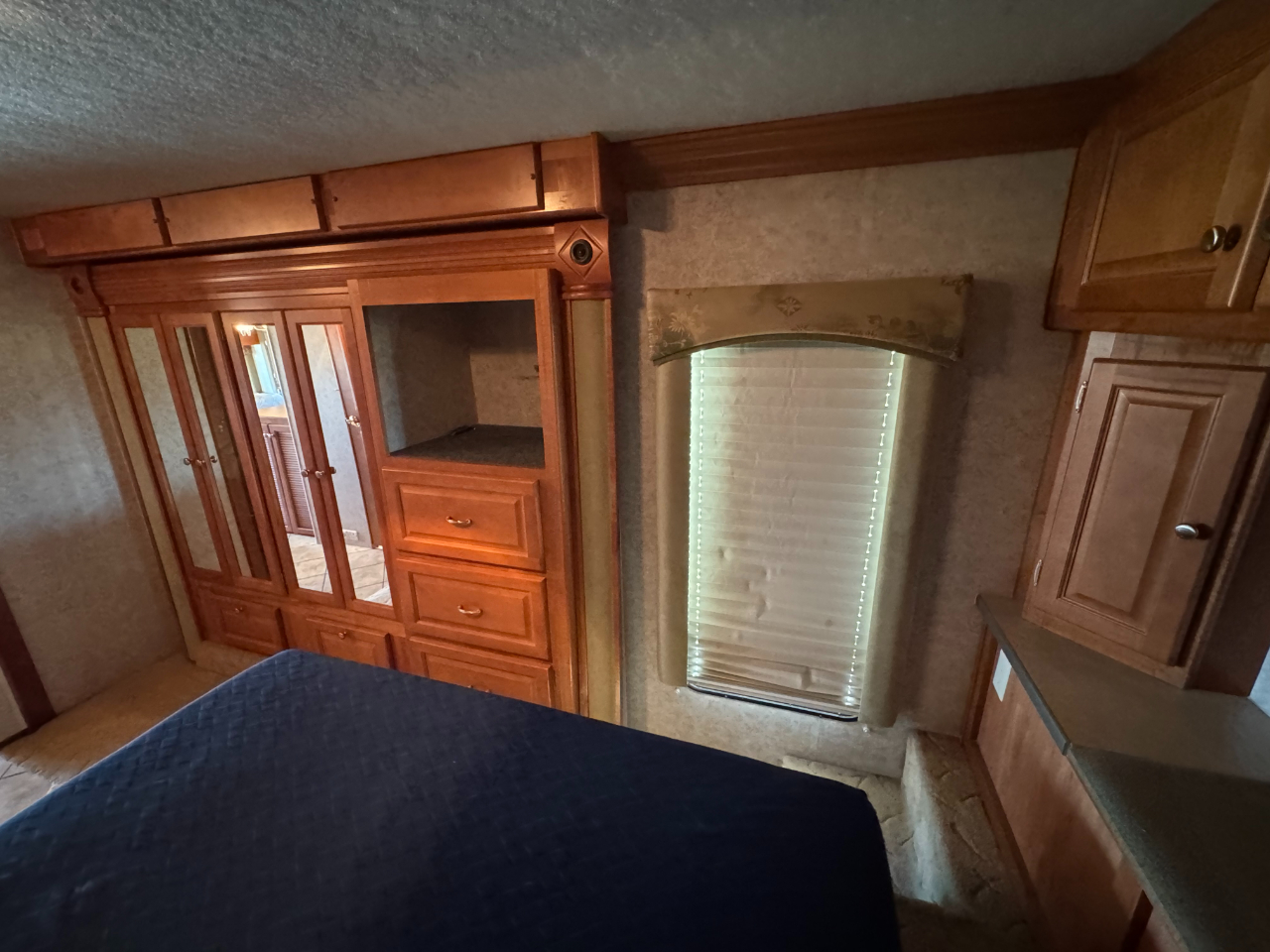 Gulf Stream Coach, Inc Unknown  2007