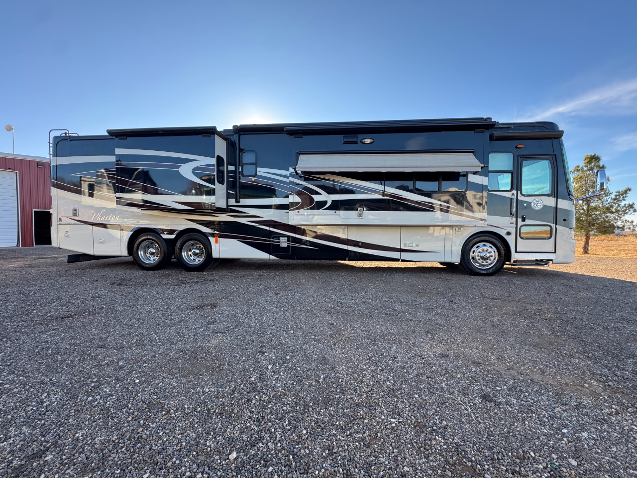 Tiffin Motorhomes Phaeton  2010