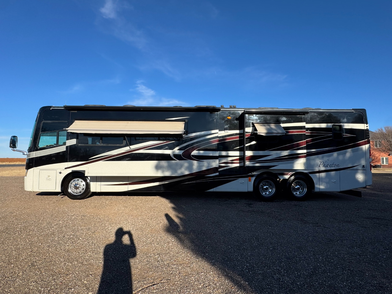 Tiffin Motorhomes Phaeton  2010