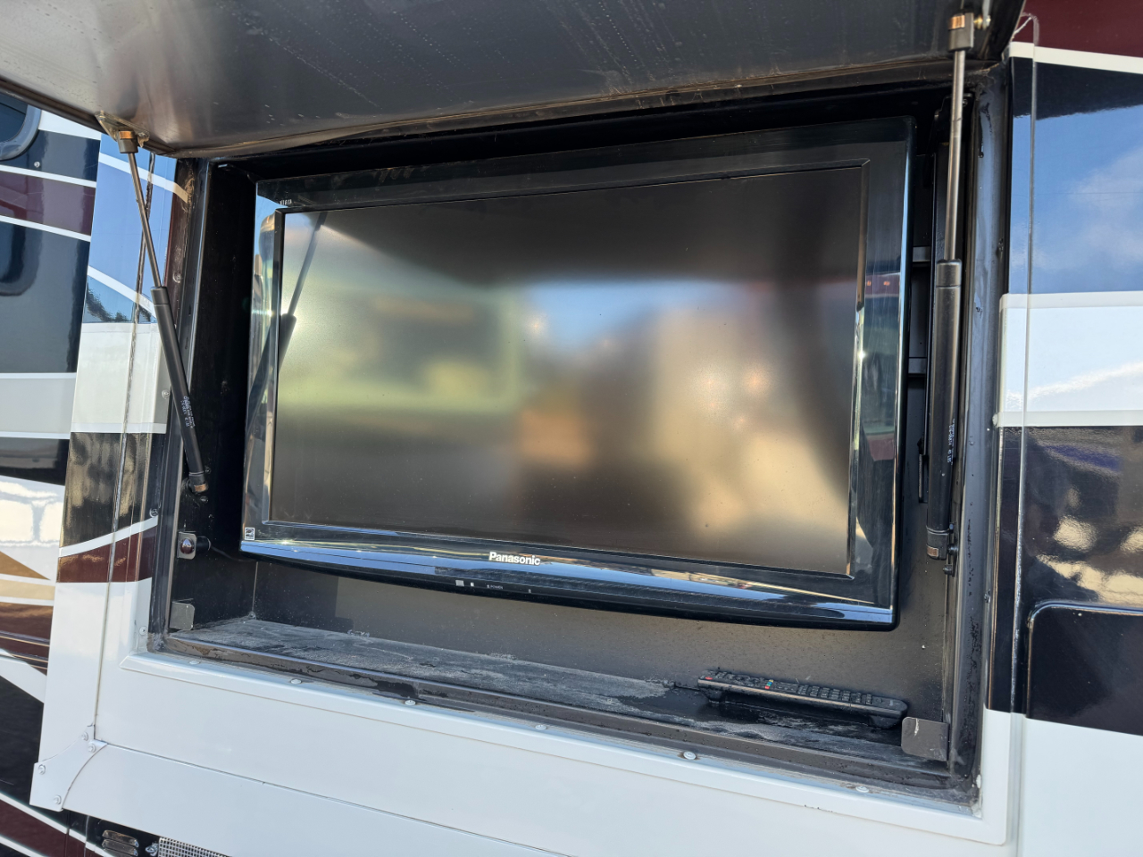 Tiffin Motorhomes Phaeton  2010