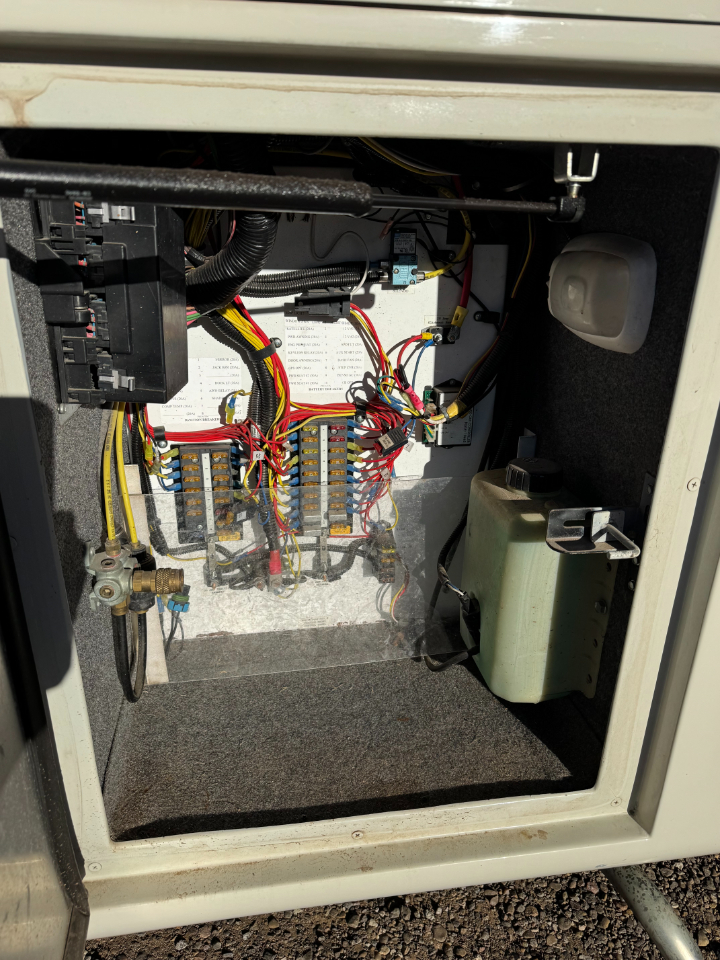 Tiffin Motorhomes Phaeton  2010