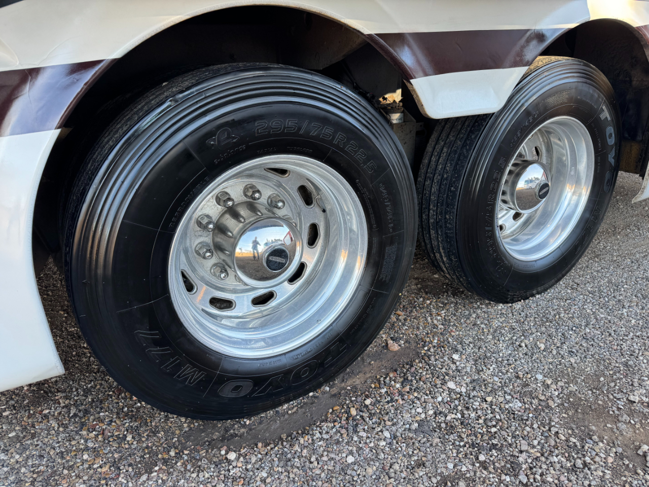 Tiffin Motorhomes Phaeton  2010