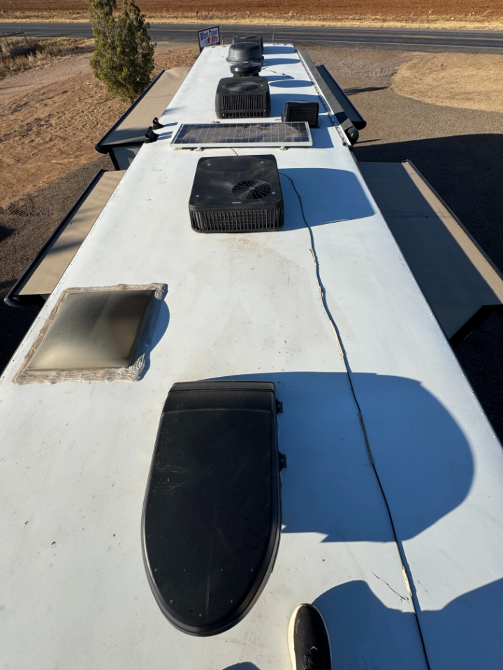 Tiffin Motorhomes Phaeton  2010