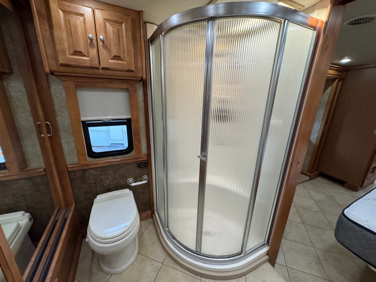 Tiffin Motorhomes Phaeton  2010