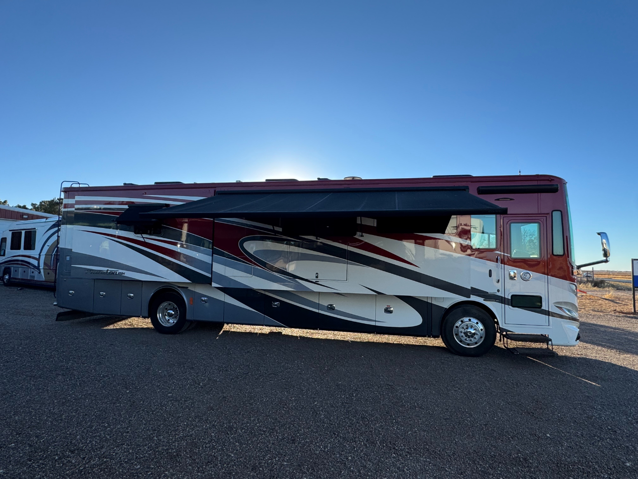 Tiffin Motorhomes Phaeton  2018