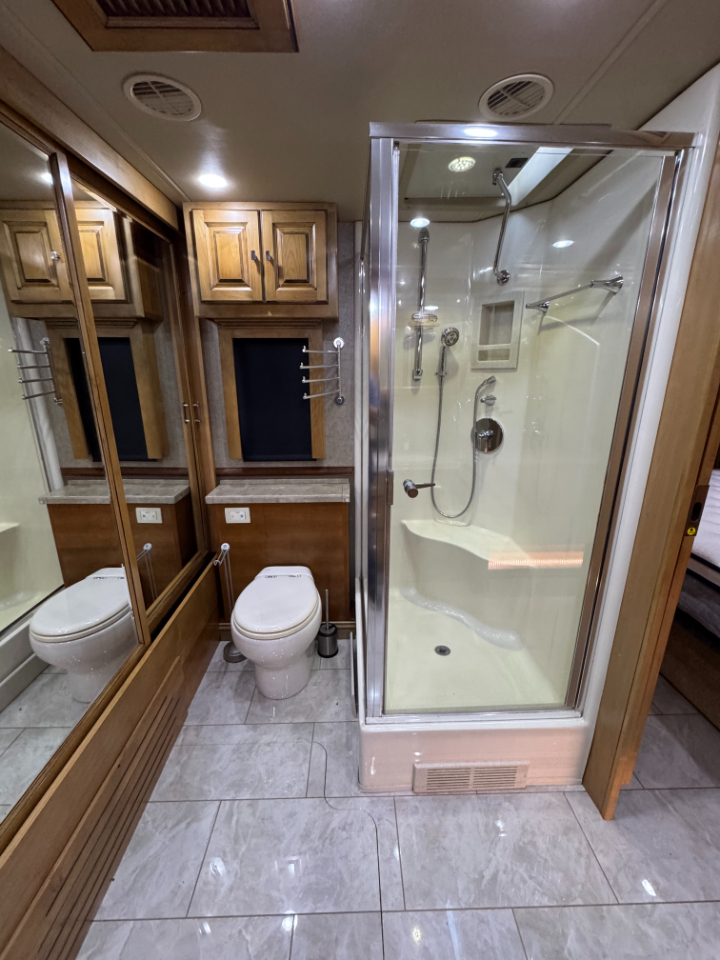 Tiffin Motorhomes Phaeton  2018